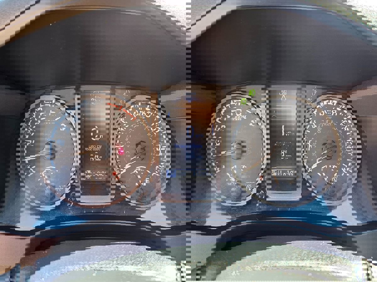 Used 2016 Toyota Tacoma TRD Sport w/ Premium & Technology Package image 32