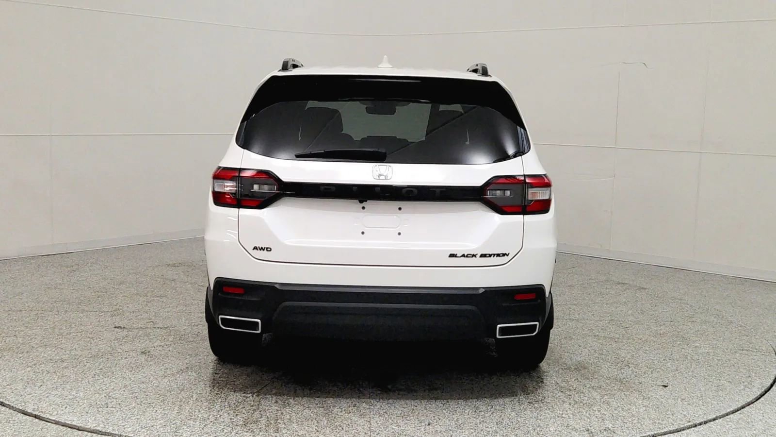 Used 2025 Honda Pilot Black Edition image 6
