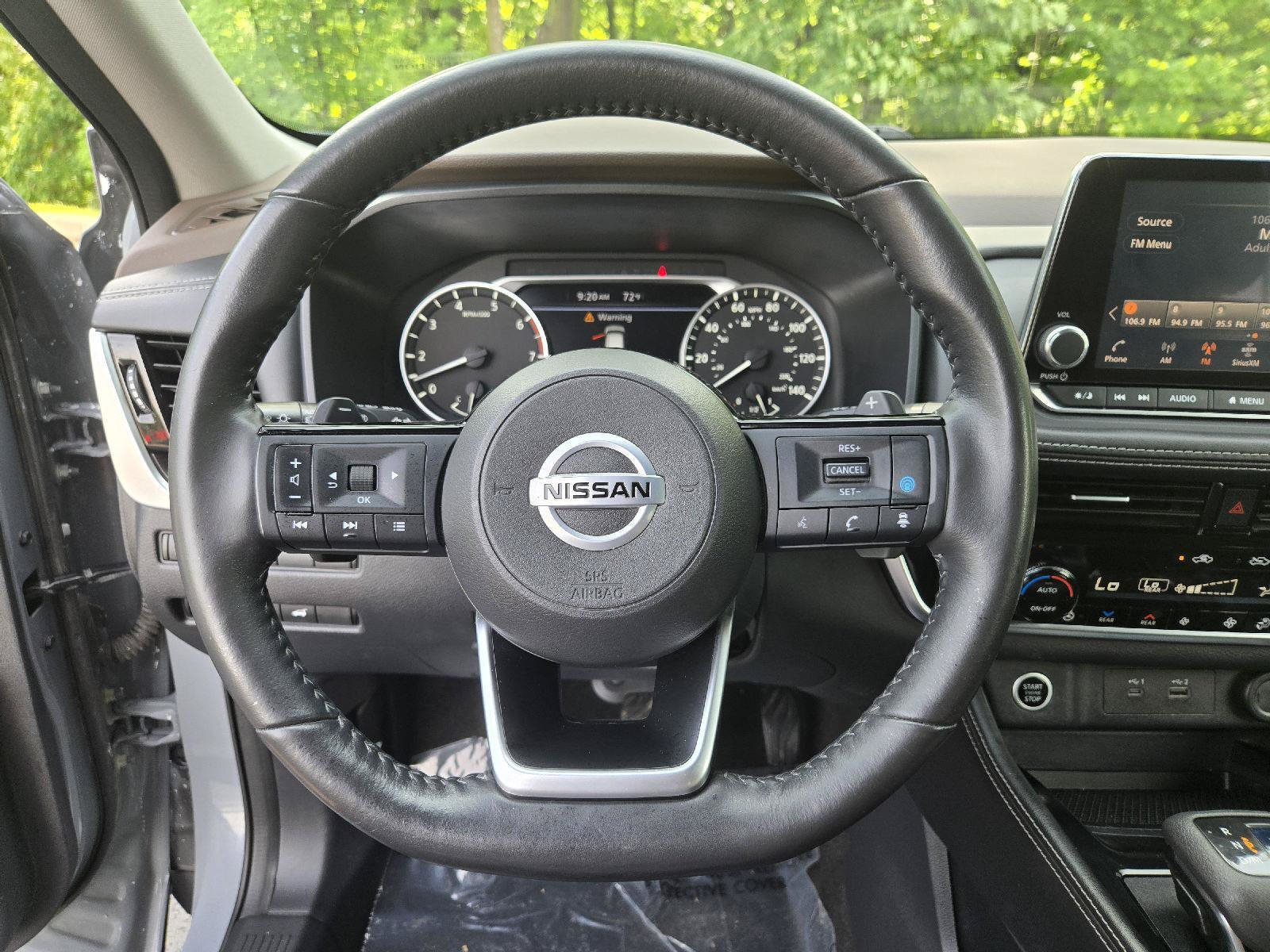 Used 2021 Nissan Rogue SL FWD image 17