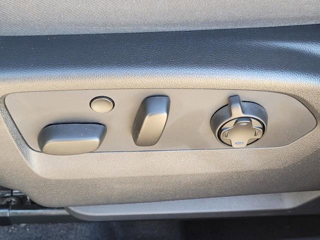 Used 2021 Buick Envision Avenir w/ Technology Package II image 32