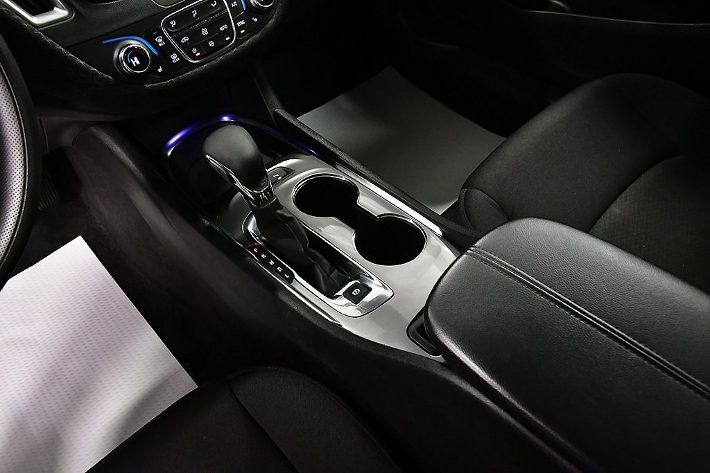 Used 2024 Chevrolet Malibu LT image 21