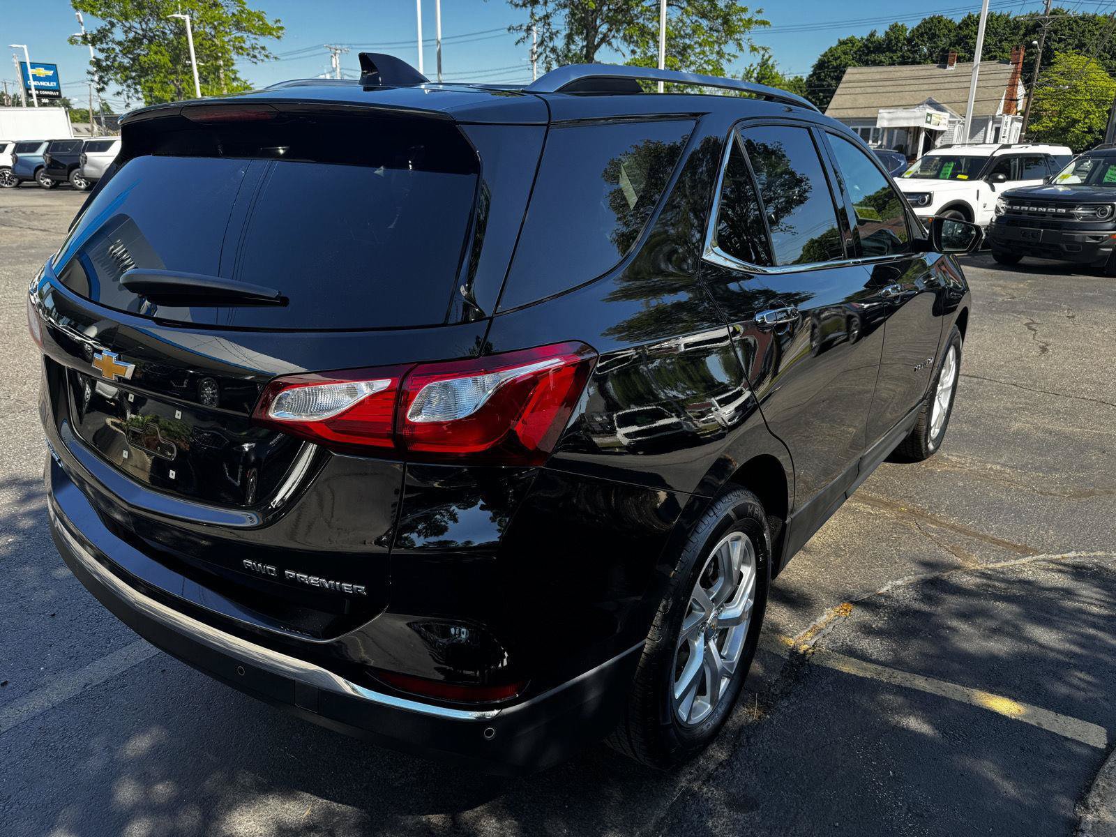 Used 2020 Chevrolet Equinox Premier AWD/4WD image 6