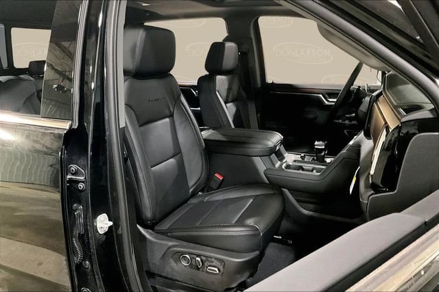 New 2026 GMC Sierra 1500 Denali w/ Denali Reserve Package image 10