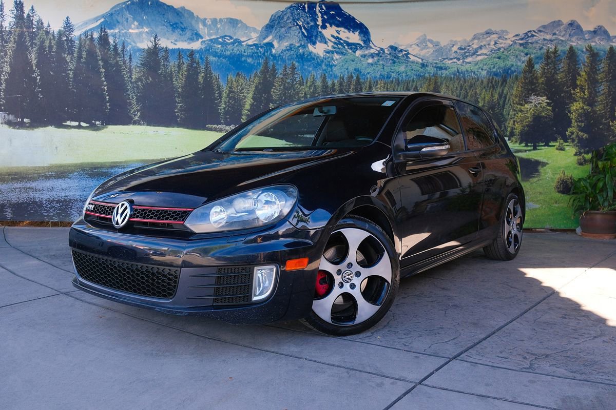 Used 2012 Volkswagen GTI 2-Door FWD image 1