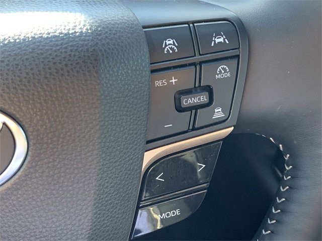 Used 2025 Toyota Crown Signia image 29