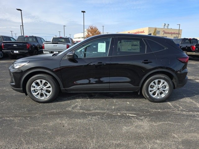 New 2026 Ford Escape Active w/ Cold Weather Package image 2