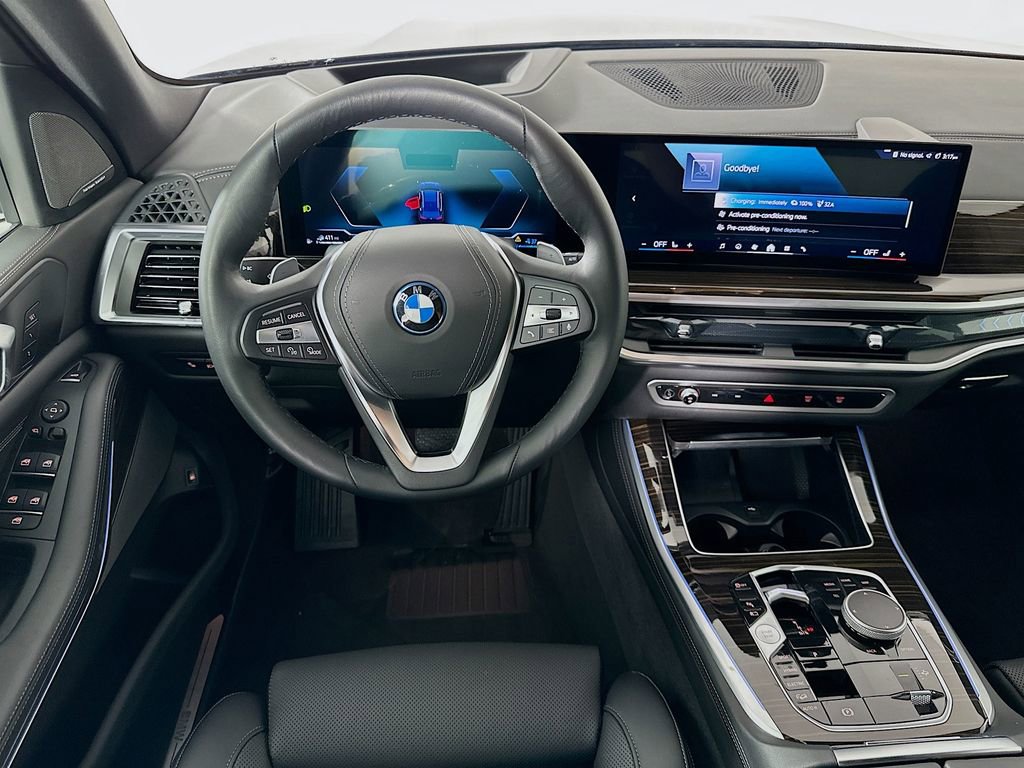 Used 2025 BMW X5 xDrive50e image 23