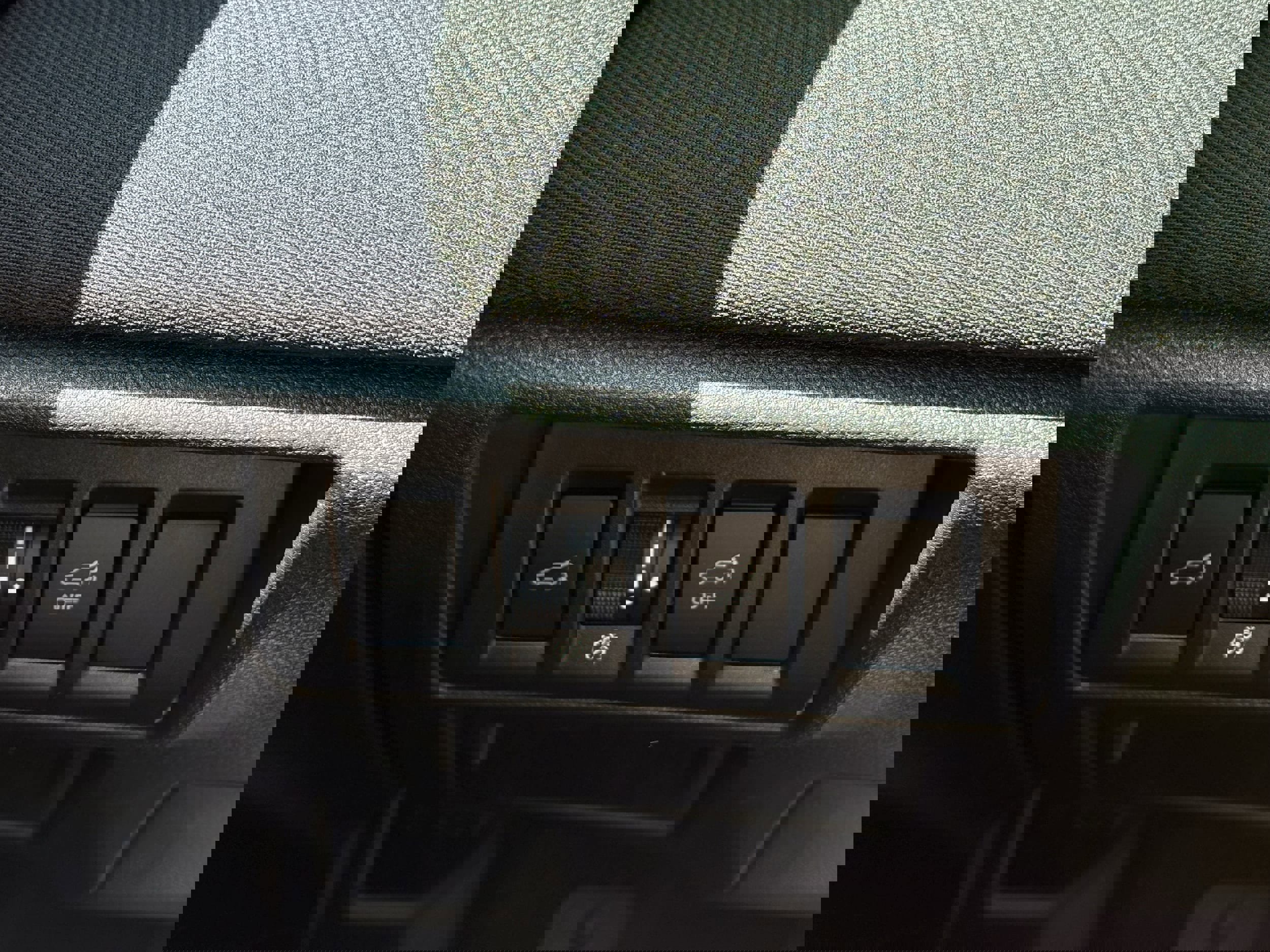 Certified 2025 Subaru Outback Premium image 17