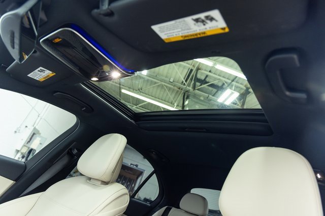 Used 2024 Mercedes-Benz C 300 4MATIC Sedan image 16