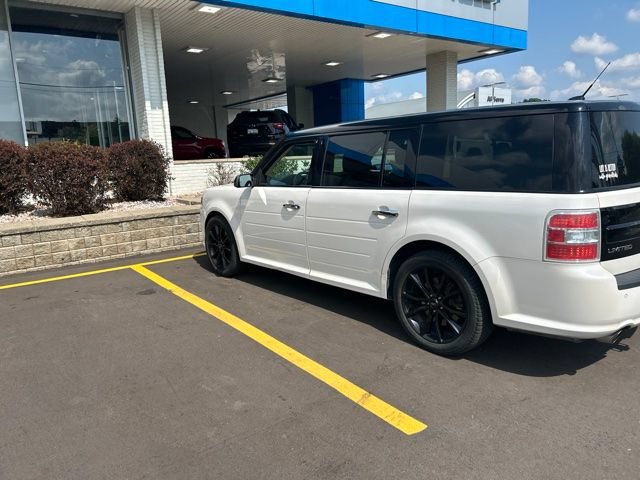 Used 2016 Ford Flex Limited w/ Equipment Group 303A AWD/4WD image 3