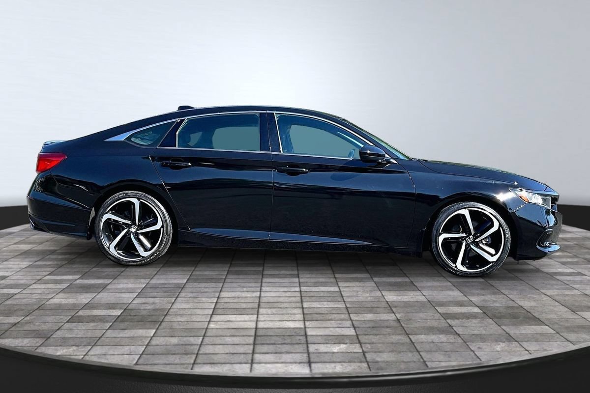 Used 2021 Honda Accord Sport image 8