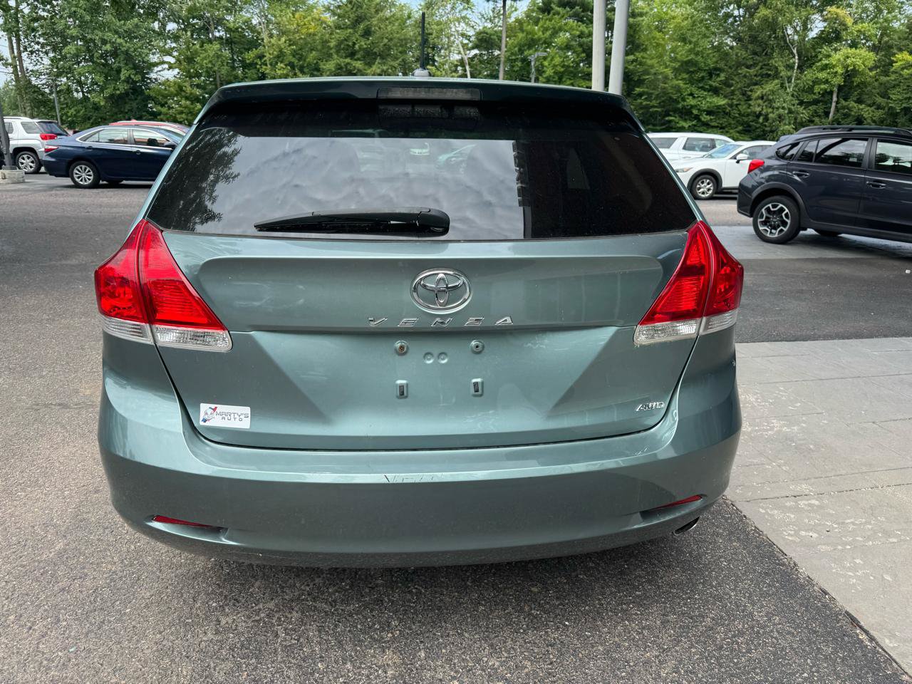 Used 2011 Toyota Venza AWD image 4