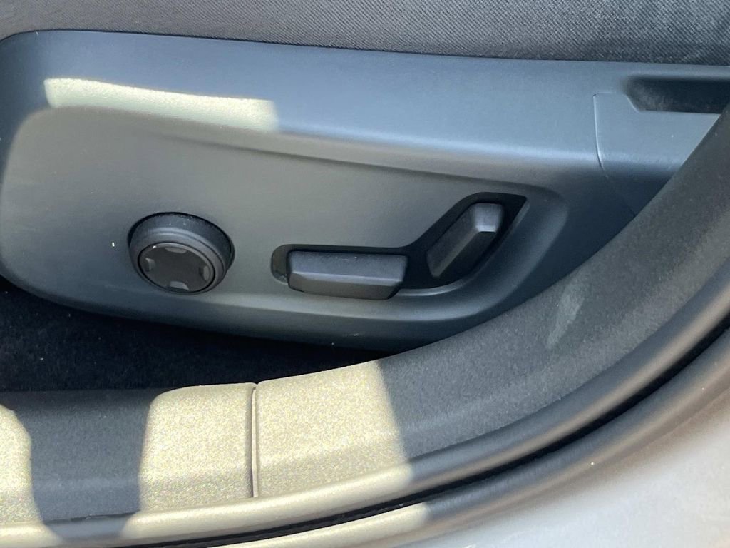 Used 2023 Polestar Polestar 2 w/ Pilot Pack AWD/4WD image 24