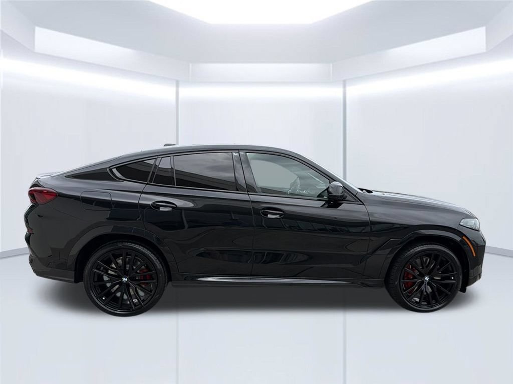 New 2027 BMW X6 M60i AWD/4WD image 7