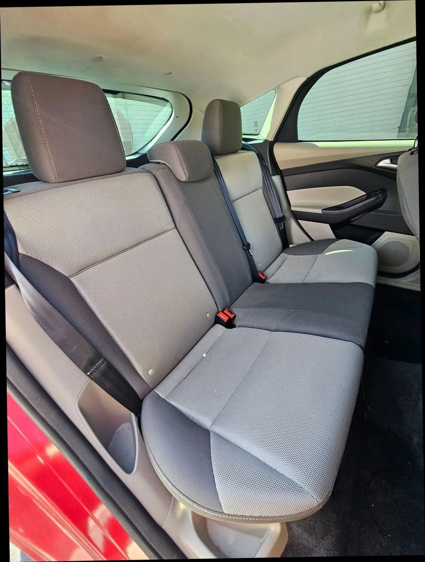 Used 2012 Ford Focus SE image 19