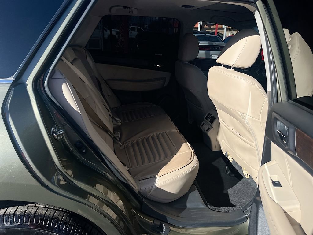 Used 2019 Subaru Outback 3.6R Limited AWD/4WD image 29