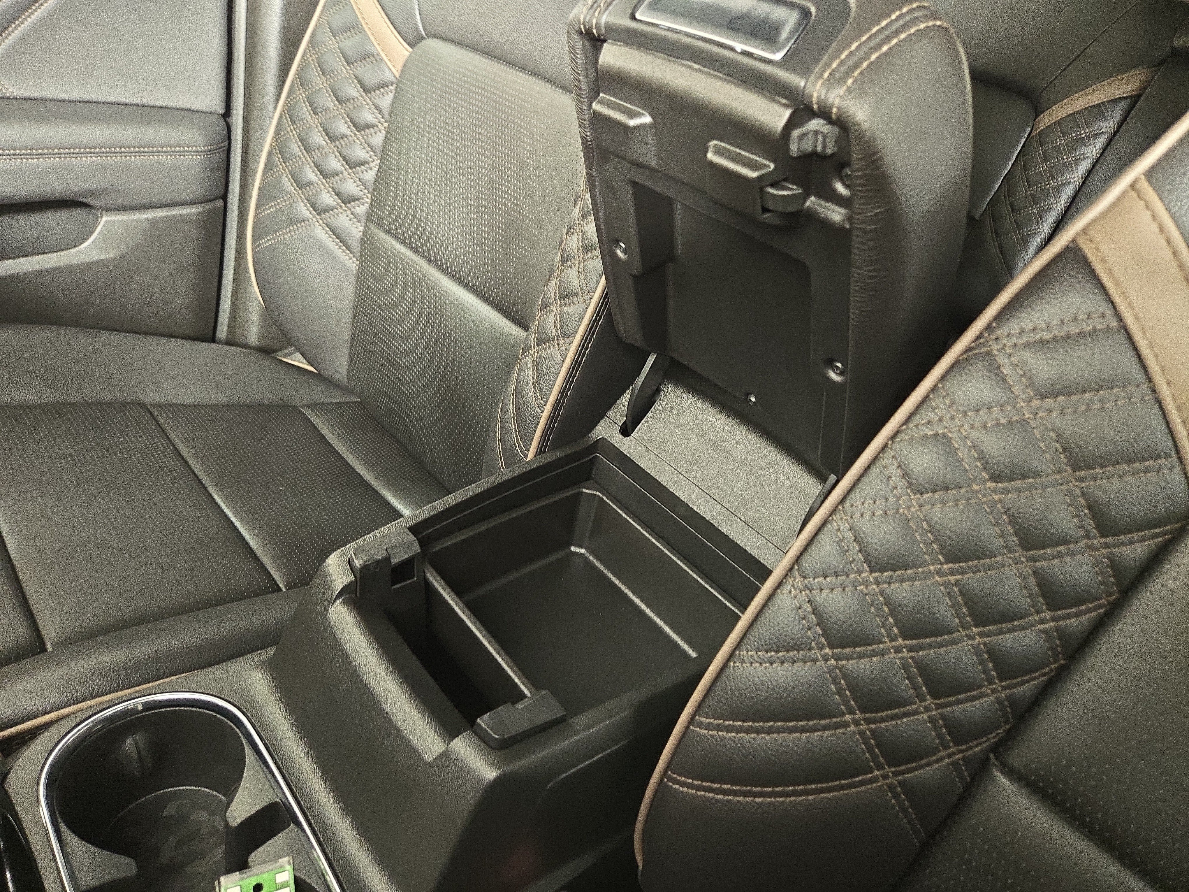Certified 2025 GMC Canyon Denali AWD/4WD image 28