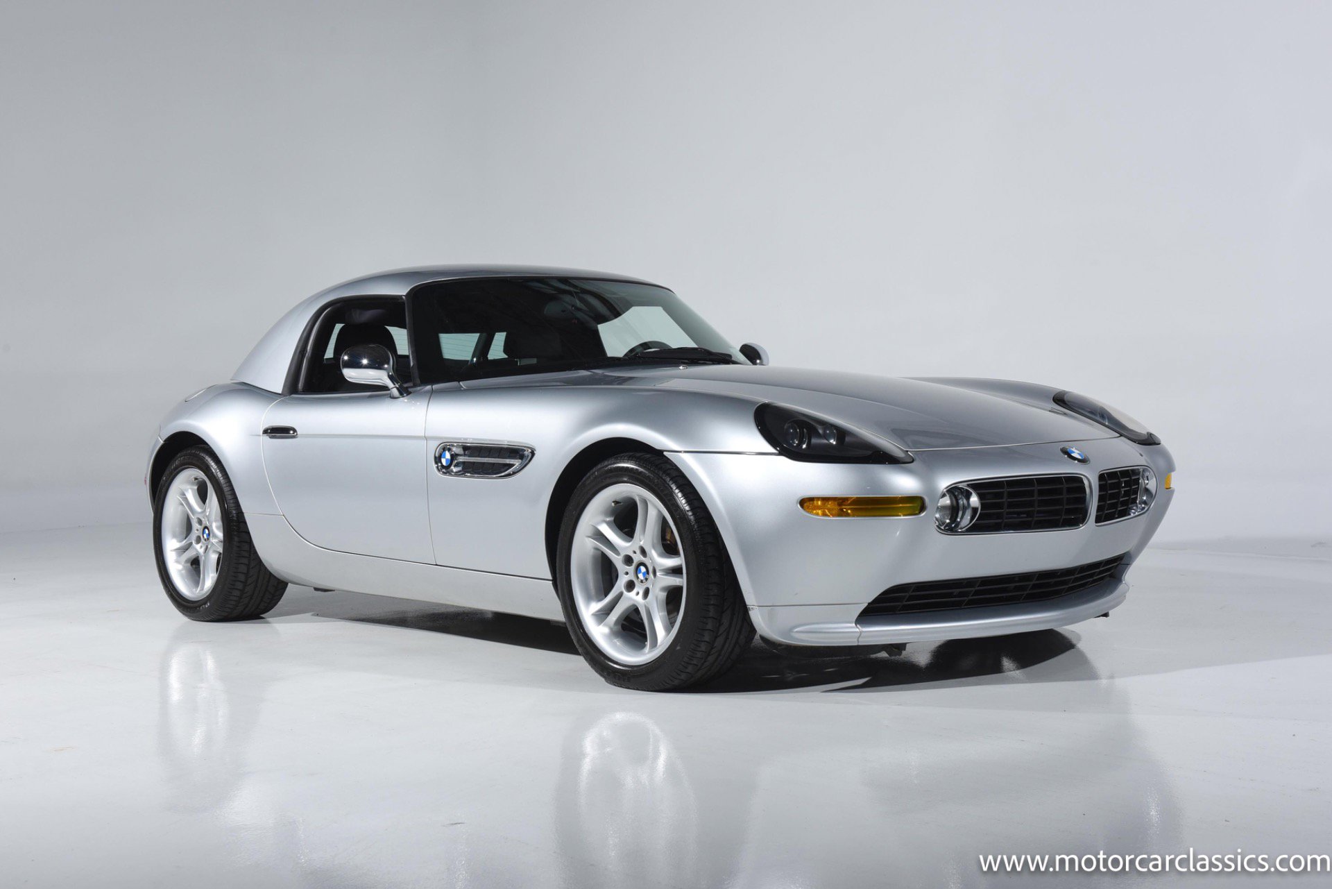 Used 2001 BMW Z8 image 2
