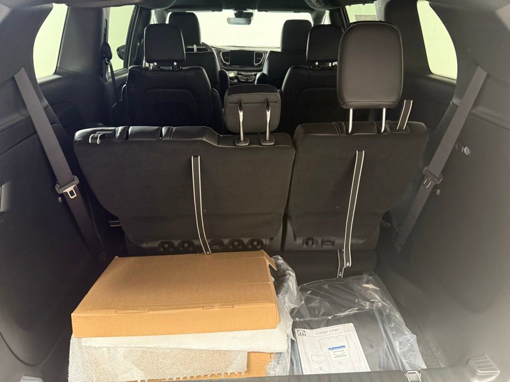 New 2026 Chrysler Voyager LX image 14