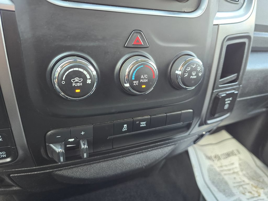 Used 2023 RAM 1500 Classic SLT w/ Protection Group AWD/4WD image 20