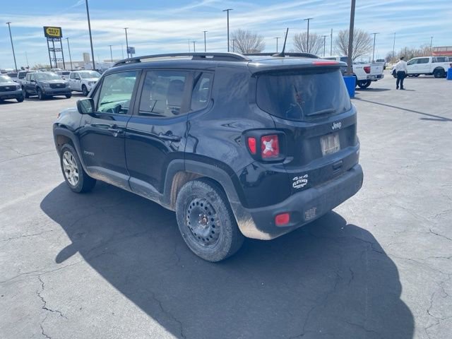 Used 2018 Jeep Renegade Latitude w/ Cold Weather Group image 3