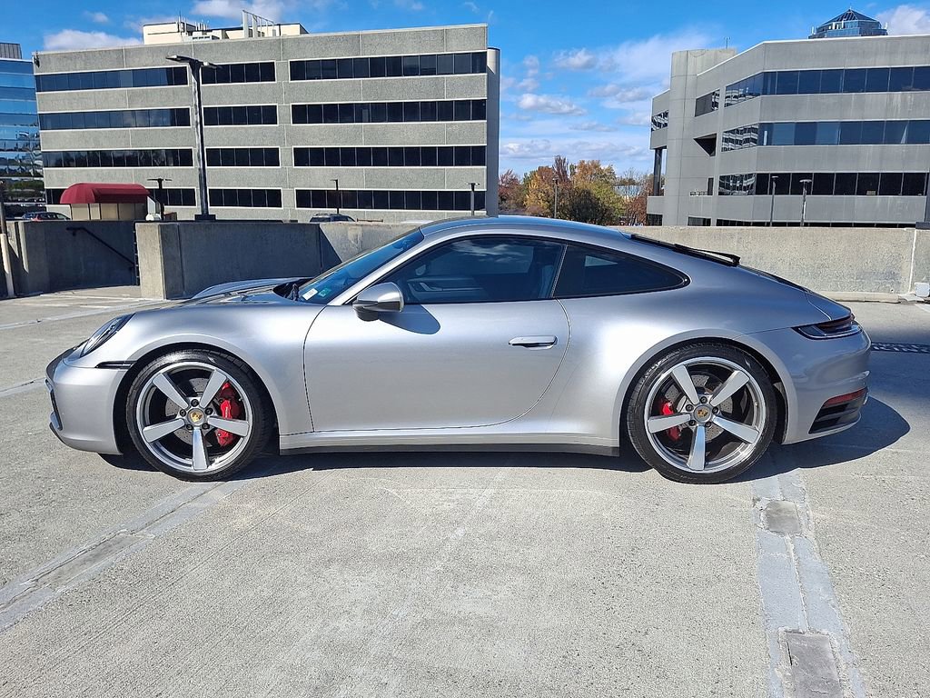 Used 2020 Porsche 911 Carrera S image 2