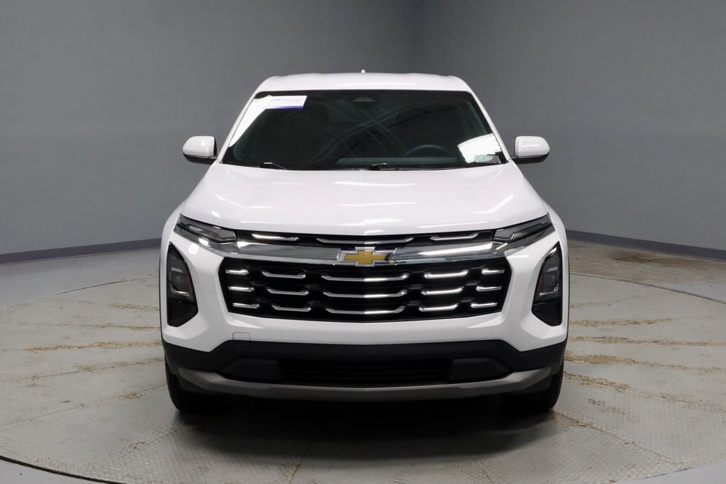 Used 2026 Chevrolet Equinox LT FWD image 8