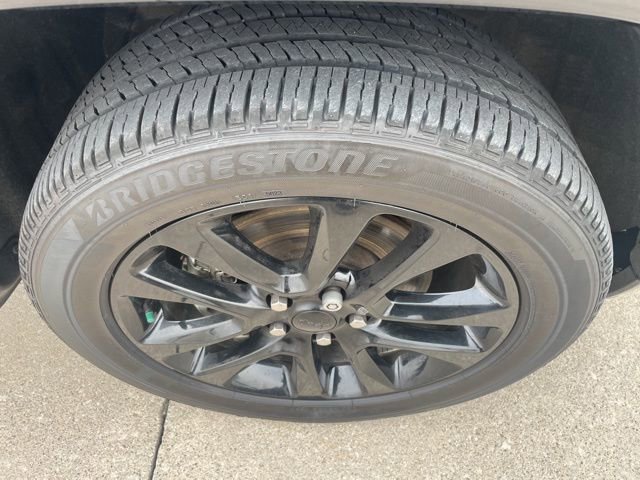 Used 2021 Jeep Grand Cherokee Altitude image 17