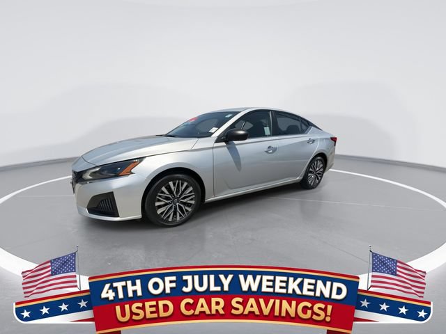 Used 2024 Nissan Altima 2.5 SV FWD image 4