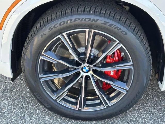 New 2026 BMW X5 M60i image 7