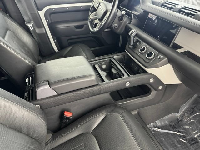 Used 2022 Land Rover Defender 110 X-Dynamic HSE AWD/4WD image 21