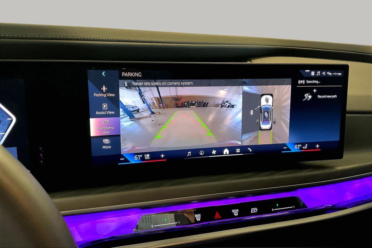 Certified 2025 BMW 740i RWD image 26