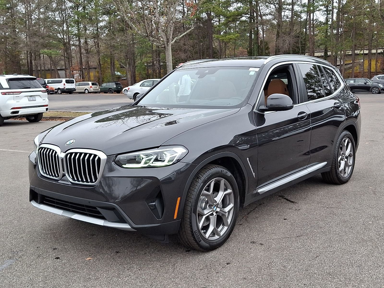 Used 2024 BMW X3 xDrive30i w/ Premium Package w/ZPA image 3
