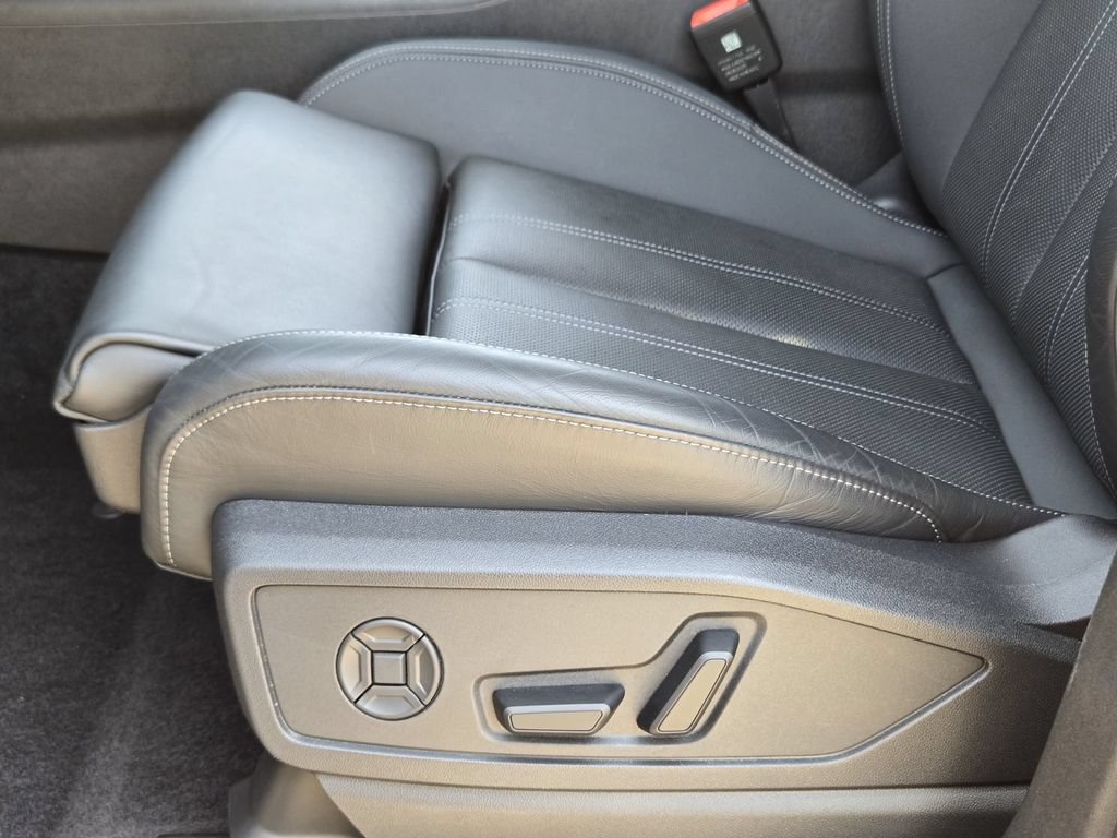 Certified 2025 Audi Q5 Premium w/ Premium Plus AWD/4WD image 31