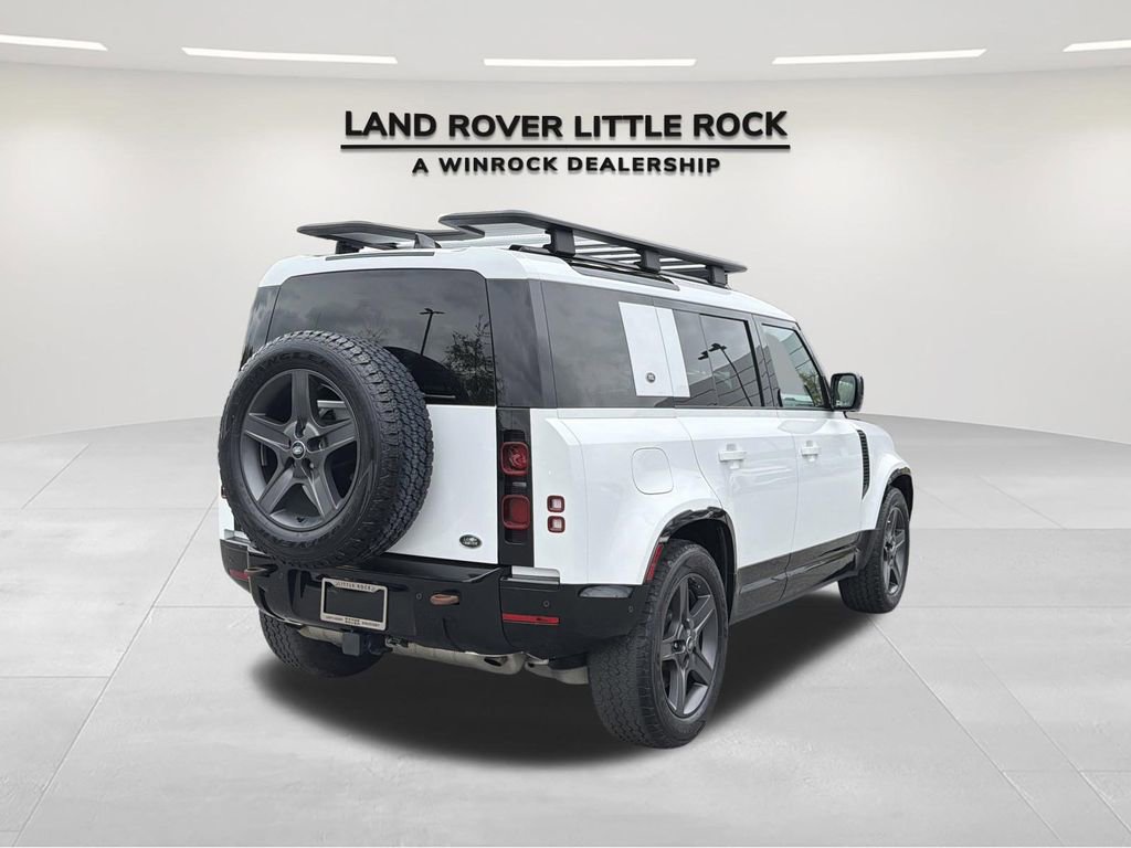 Used 2022 Land Rover Defender 110 X-Dynamic SE image 2