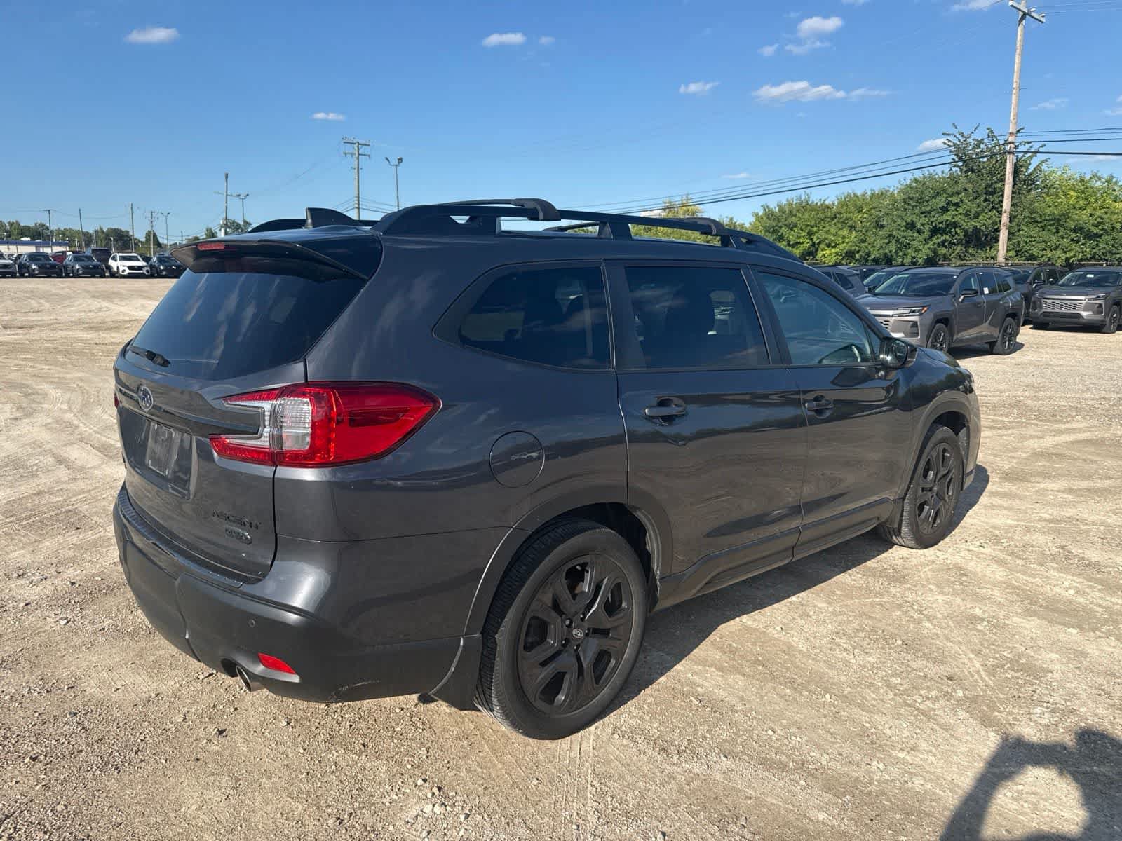 Used 2024 Subaru Ascent Onyx Edition AWD/4WD image 3