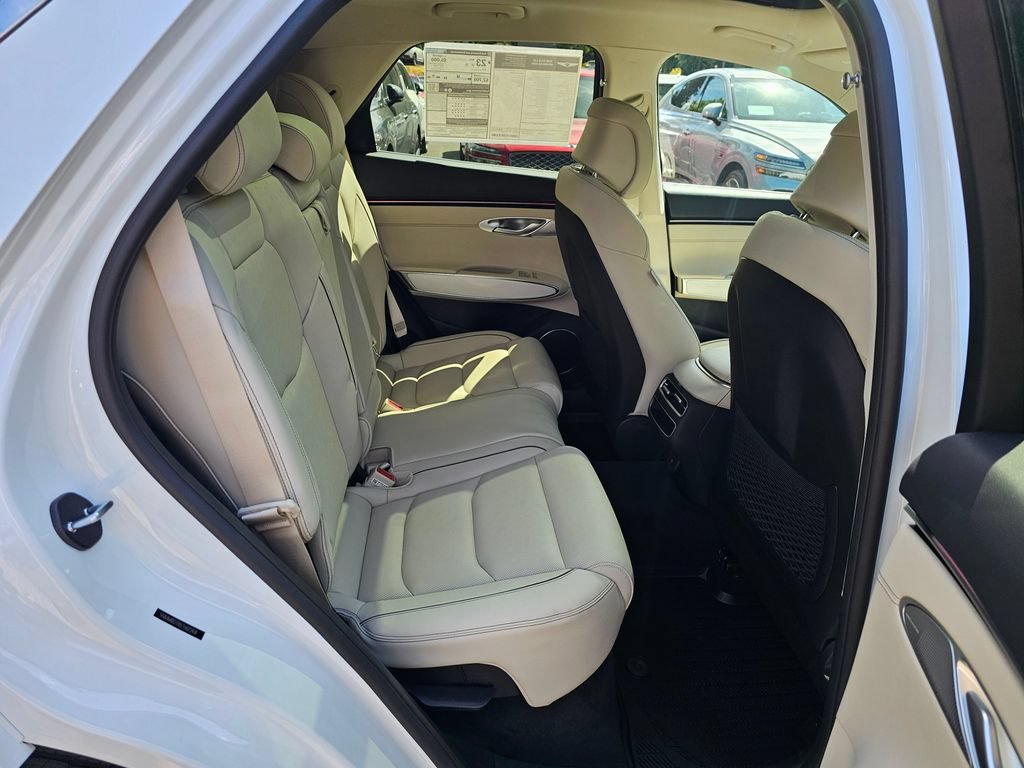 New 2026 Genesis GV70 2.5T Advanced AWD/4WD image 27