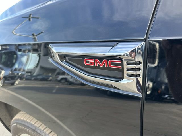 New 2025 GMC Yukon XL Elevation image 33