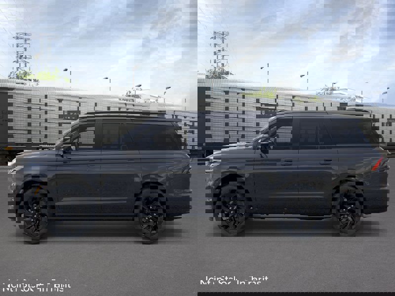 New 2026 Lincoln Navigator L Reserve image 16