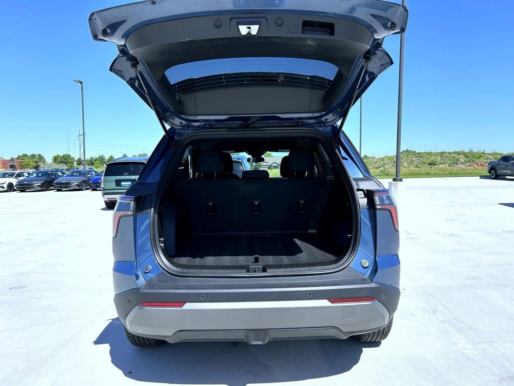 Used 2025 Chevrolet Equinox LT AWD/4WD image 22