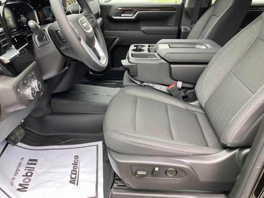New 2026 GMC Sierra 1500 SLE w/ Preferred Package image 16