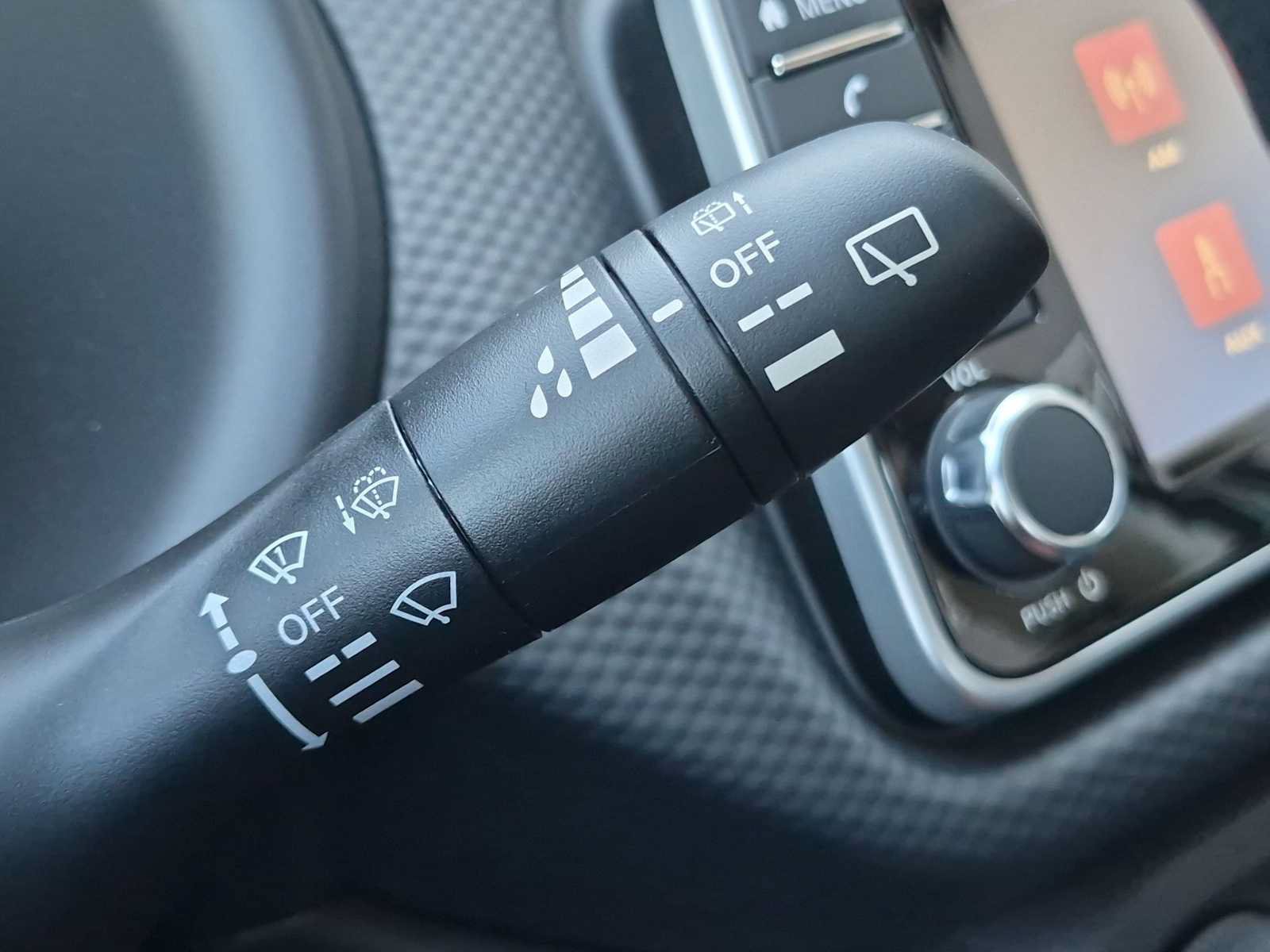 Used 2025 Nissan Kicks Play S FWD image 24