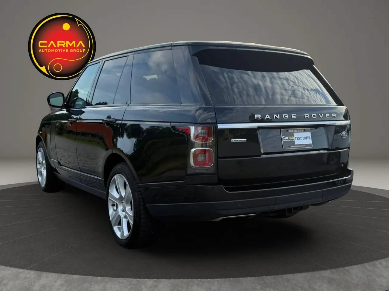 Used 2018 Land Rover Range Rover Supercharged AWD/4WD image 3