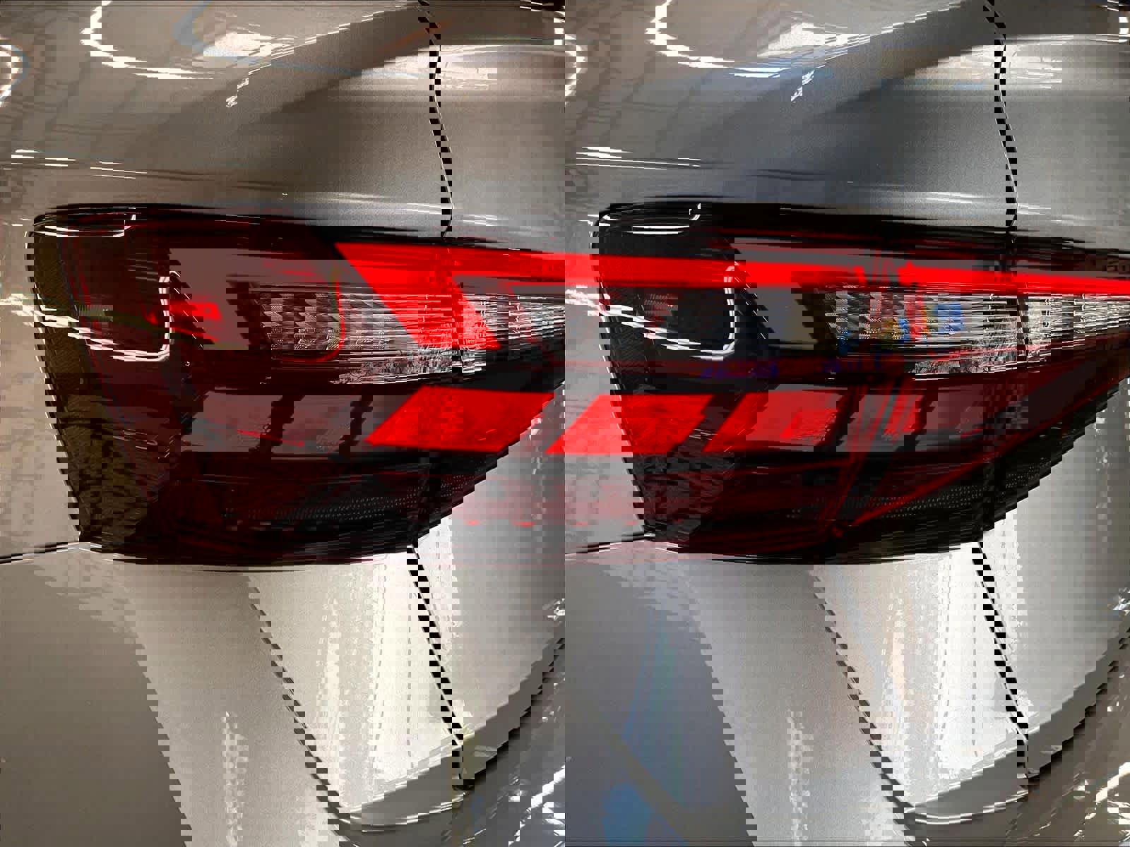 Used 2025 Volkswagen Jetta Sport image 30