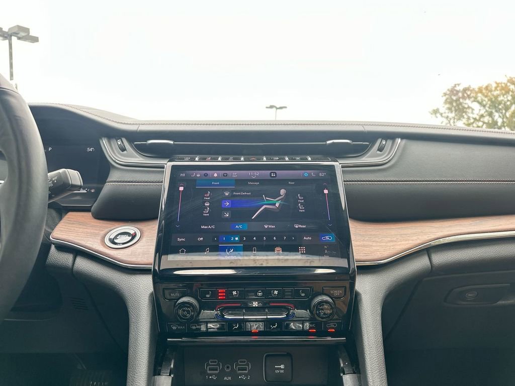 Used 2024 Jeep Grand Cherokee L Summit w/ High Altitude Package image 48