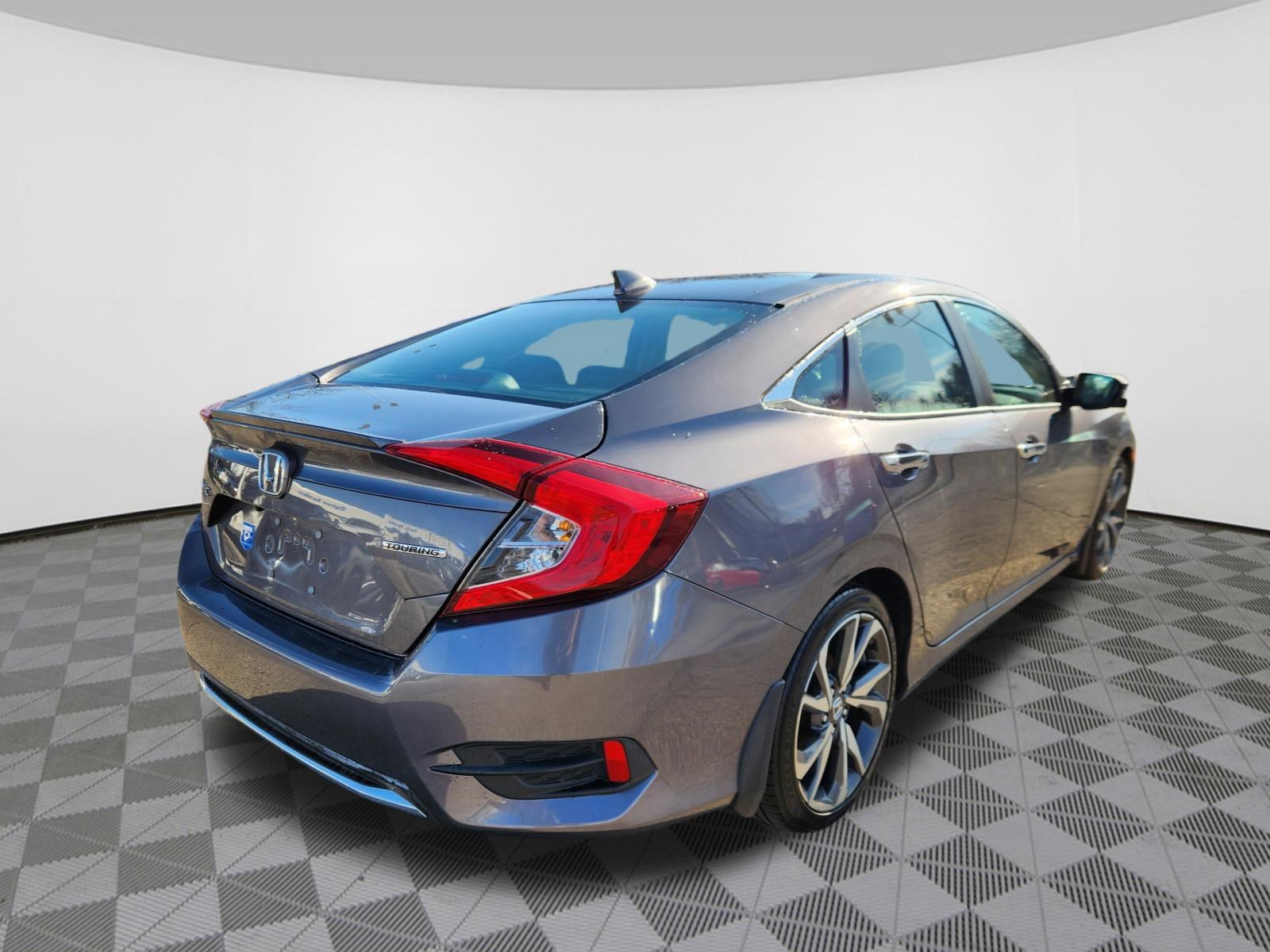Used 2020 Honda Civic Touring image 4