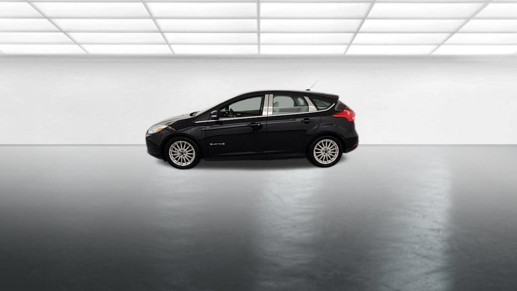 Used 2017 Ford Focus Electric Hatchback FWD image 5