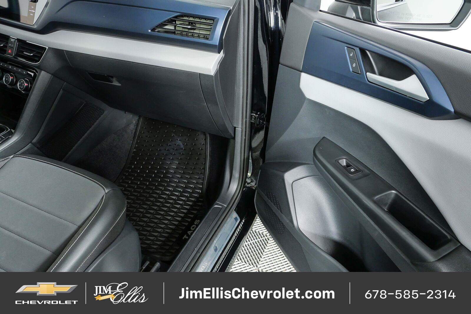 Used 2023 Volkswagen Taos SE FWD image 24