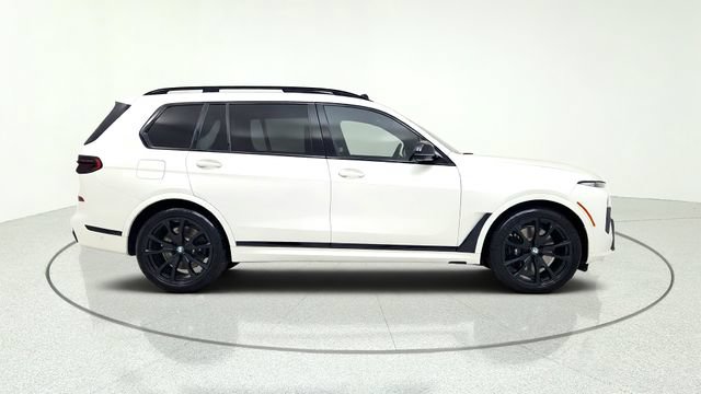 Used 2023 BMW X7 M60i AWD/4WD image 10