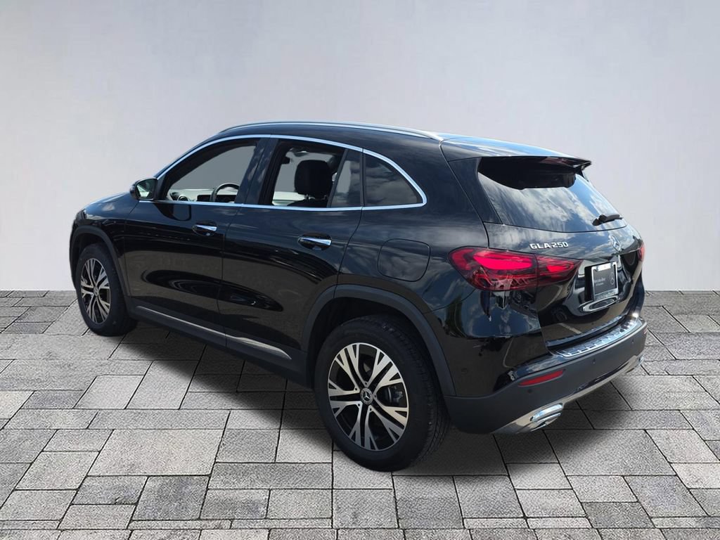 Certified 2025 Mercedes-Benz GLA 250 image 5